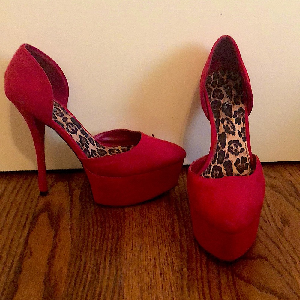 NWOT Red Suede Pumps - 8